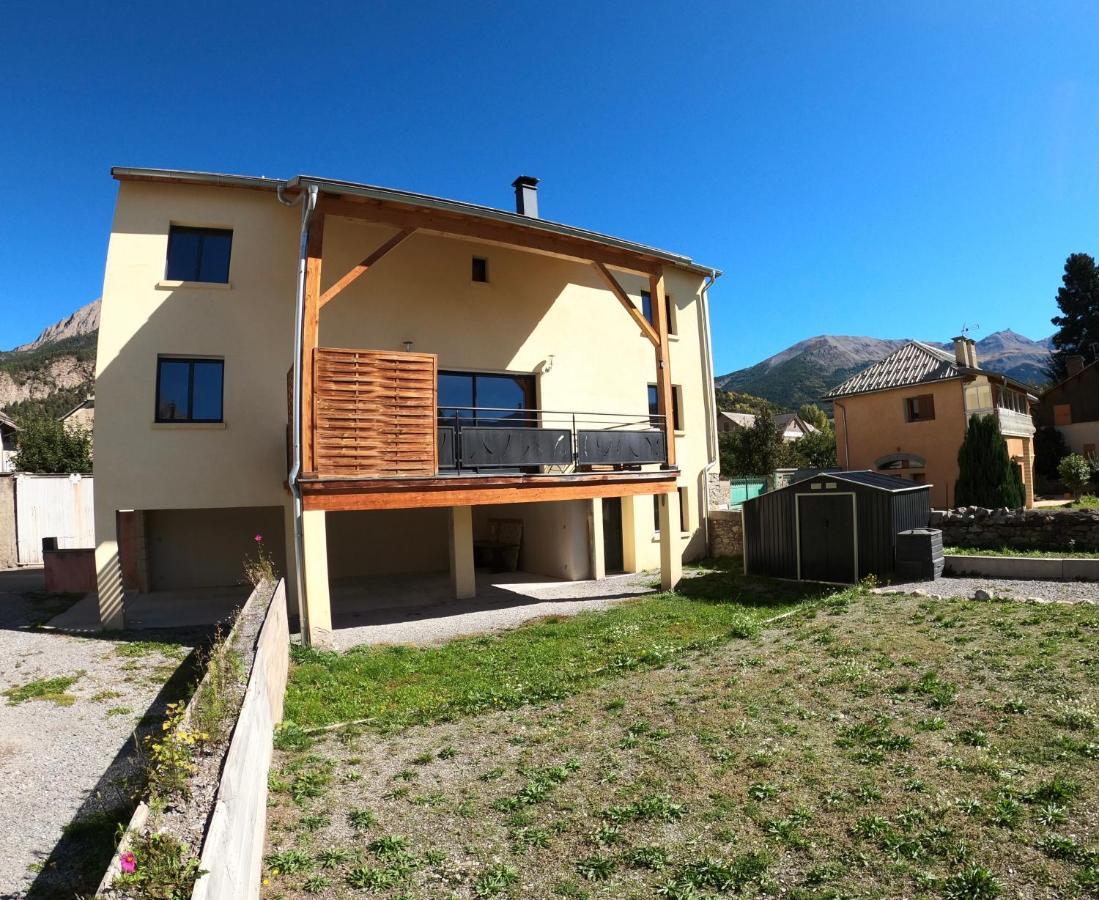 Maison Neuve Proche De Barcelonnette Jausiers Eksteriør bilde