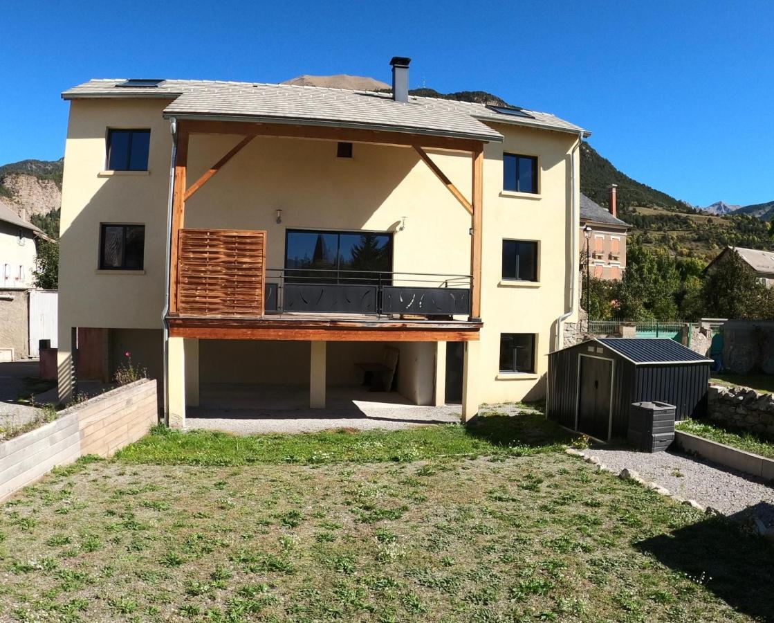 Maison Neuve Proche De Barcelonnette Jausiers Eksteriør bilde
